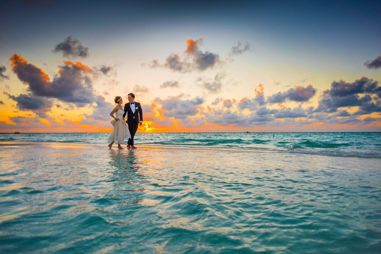 where to get married in the summer