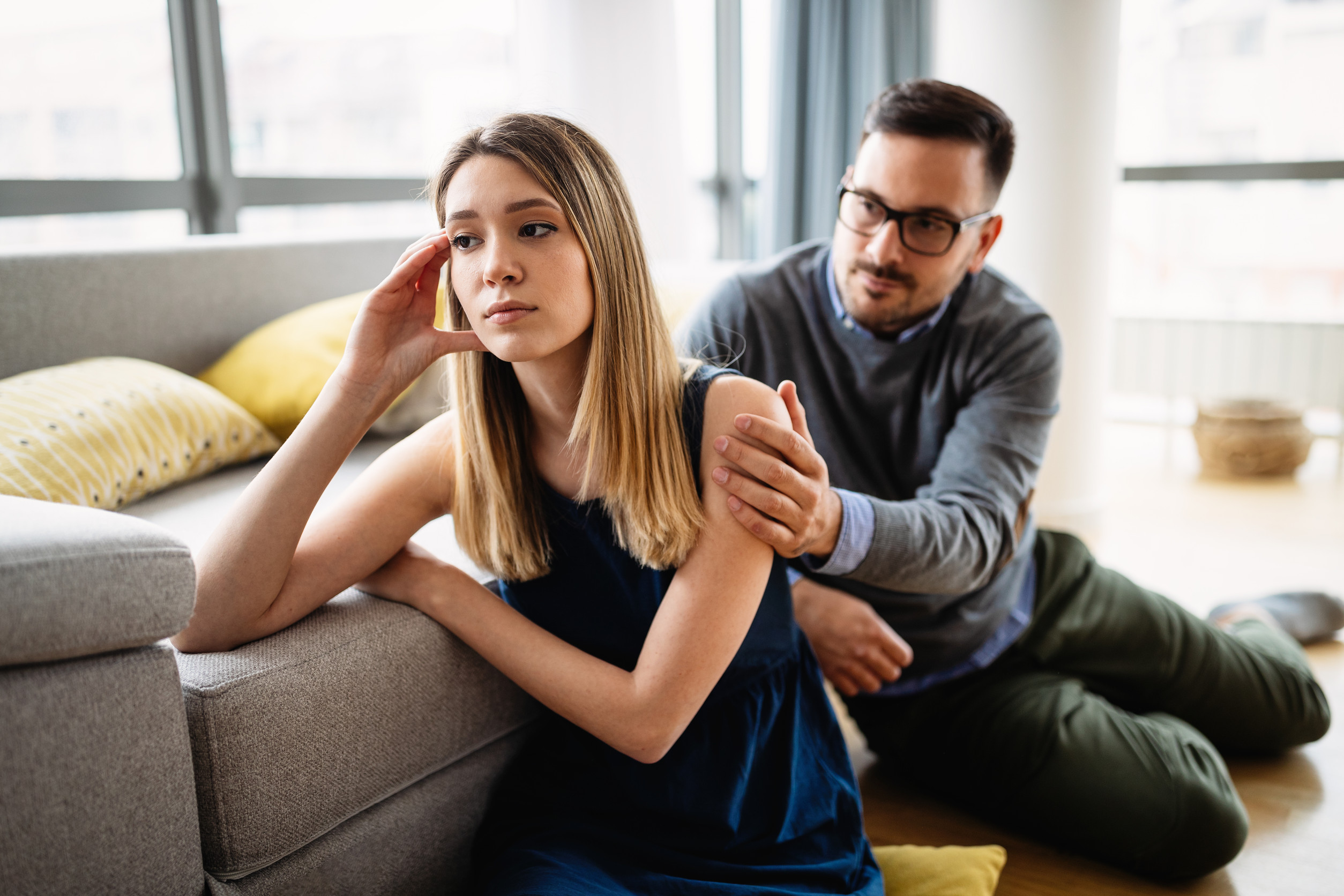 affectionate gestures that make your partner feel smothered